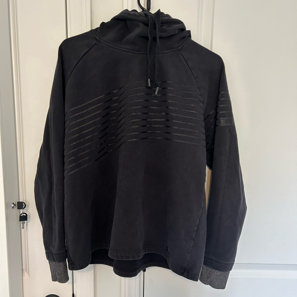 Black underarmour hoodie